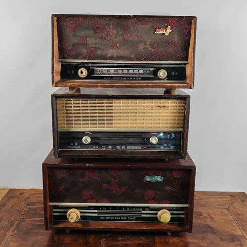 民俗老物件黑白电视机老收音机老提灯旧暖瓶复古怀旧展览装饰摆件 - 图1