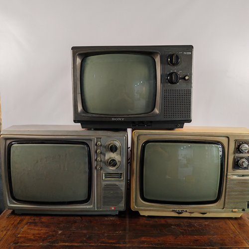 民俗老物件黑白电视机老收音机老提灯旧暖瓶复古怀旧展览装饰摆件 - 图0