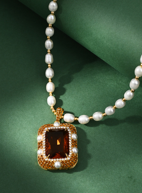 复古宫廷琥珀方牌珍珠项链锁骨链