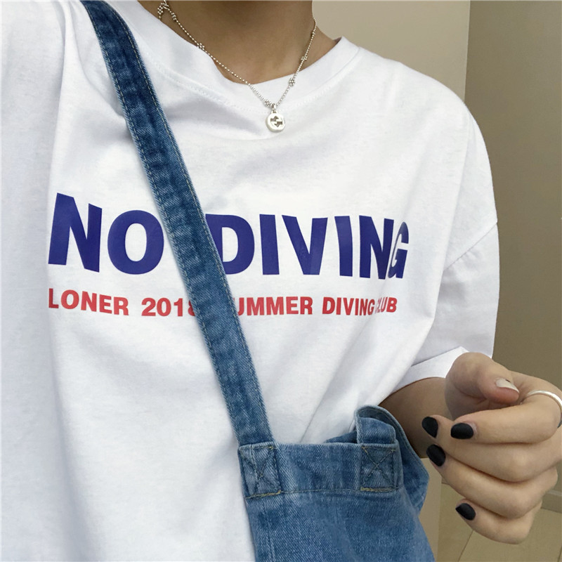 2020春夏新款韩版纯棉字母白色t恤 红续T恤