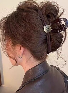 复古抓夹女2025新款高级感大号