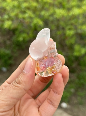 天然白水晶彩胶花小老鼠吊坠我自己手工雕刻的俏色巧雕