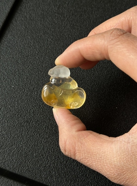 天然白水晶黄胶花带七色彩虹我老公雕刻的如意兔兔吊坠挂件