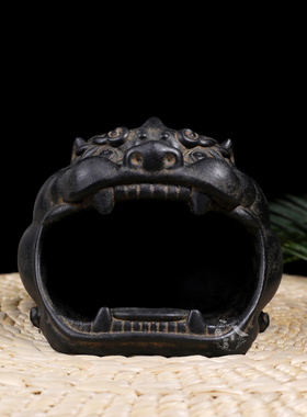 中式复古做旧创意大嘴貔貅烟灰缸禅意桌面装饰摆件云吞天下