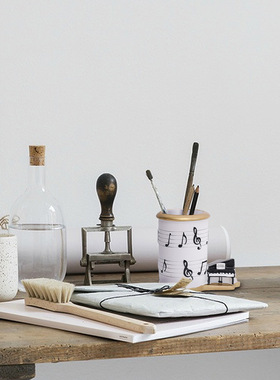 欧式轻奢树脂工艺品音符线钢琴笔筒化妆筒刷创意网红礼品摆件