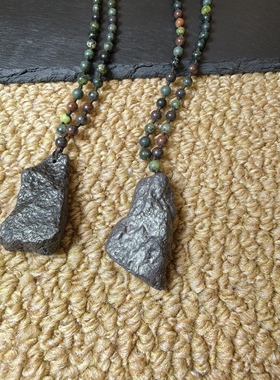 情侣2件套新疆五彩湾硅化铁原生态吊坠配6毫米五行链养心护心357