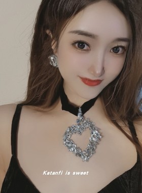 锆石丝绒女超大爱心锁骨链轻奢