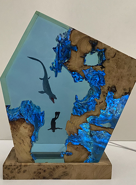 带灯光室内家居摆件实木树脂送礼