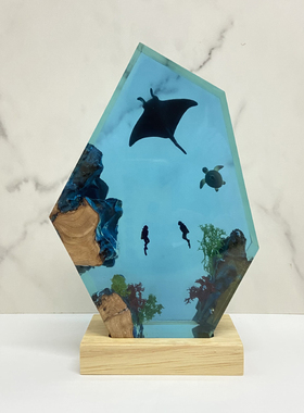 带灯光室内家居饰品实木树脂送礼