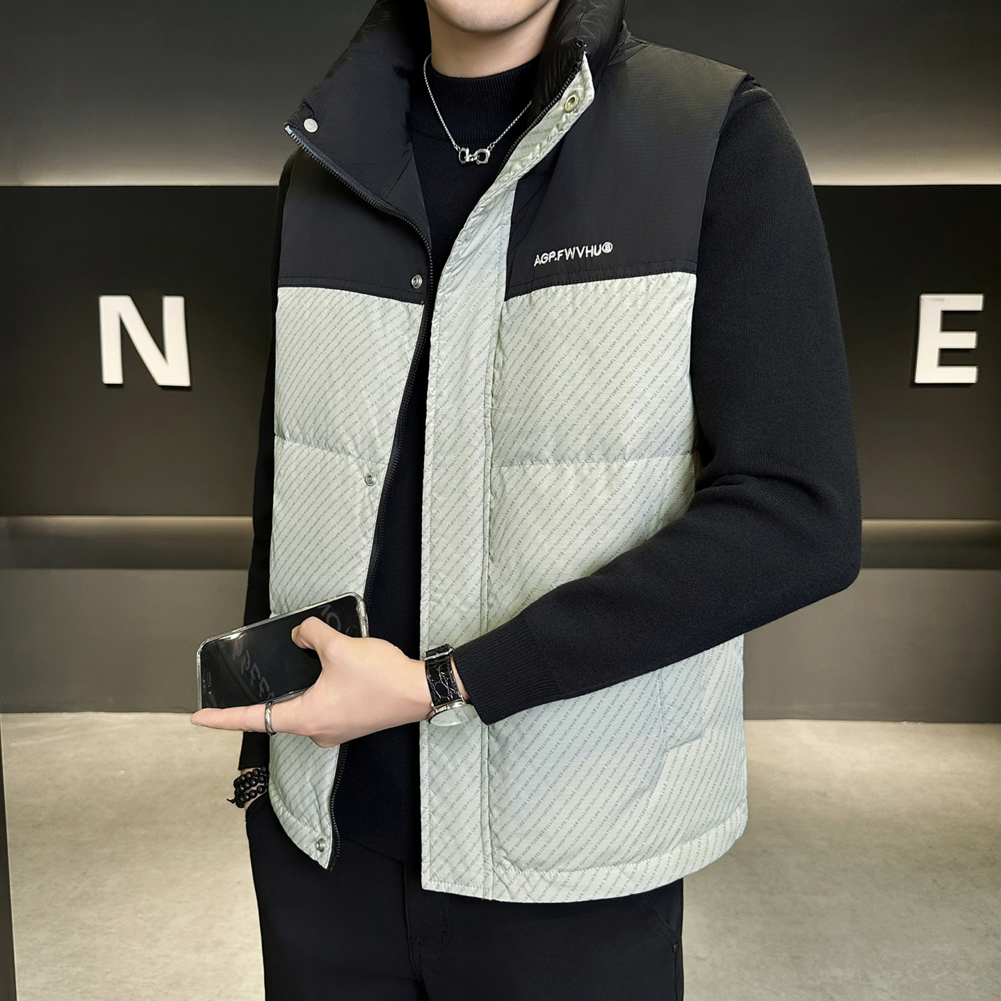 2025新款冬季男士羽绒马甲潮流青年休闲高端轻薄男装加厚保暖外套 - 图1
