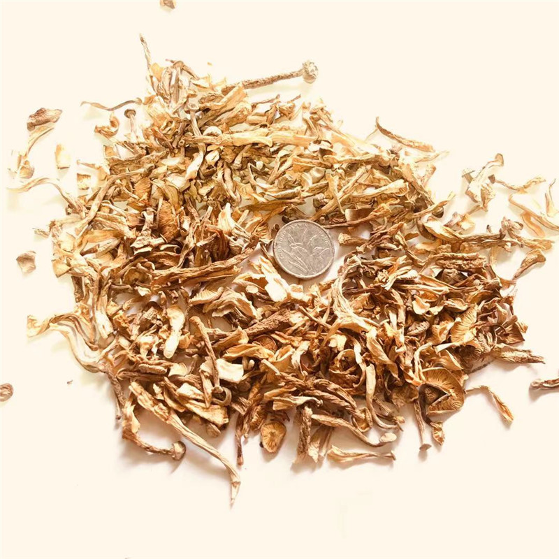 Small pieces of velvet antler mushrooms are used as fillings. Crispy mushrooms are souvenirs.