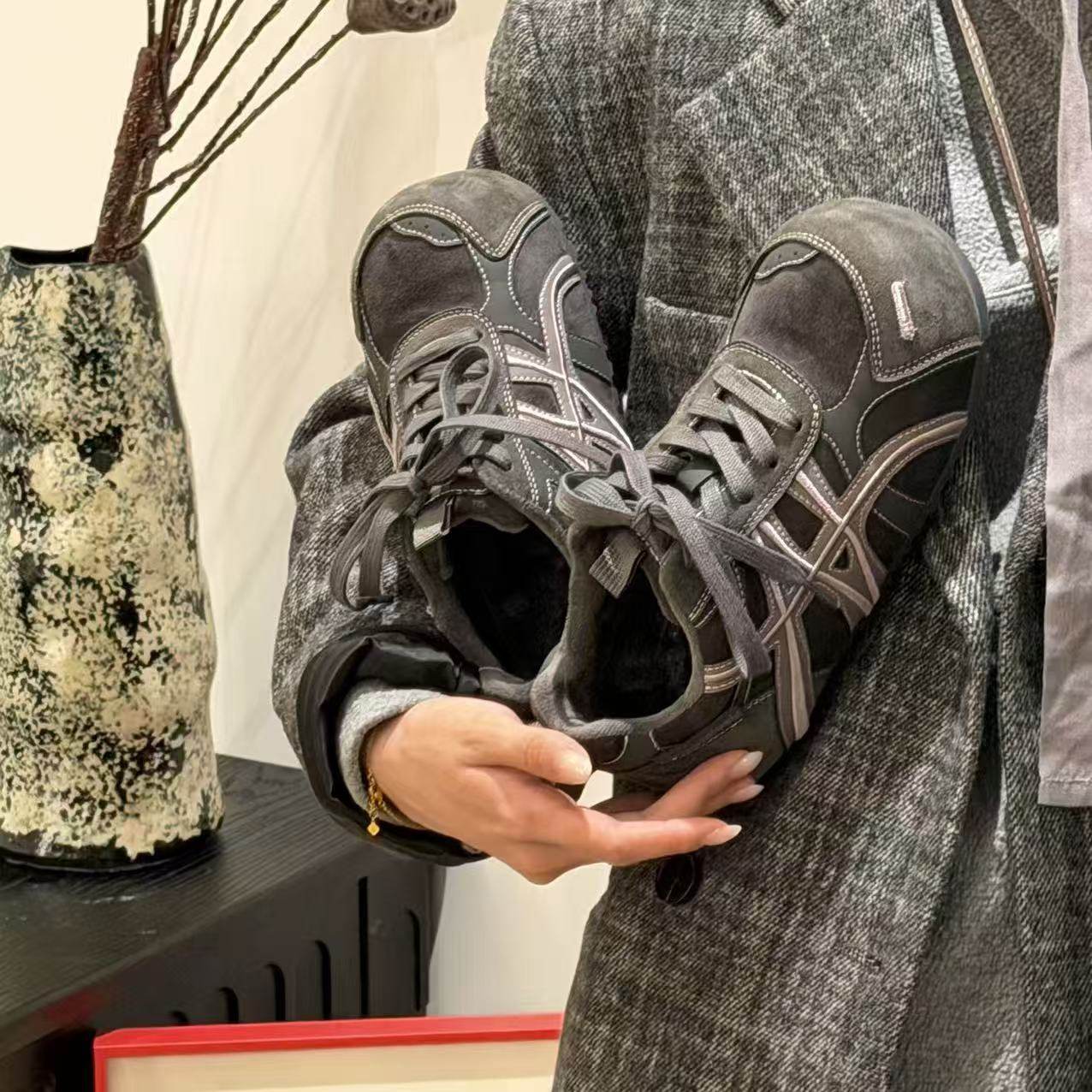 丑萌迷你小泡芙面包德训鞋女2025秋冬季新款内增高复古圆头运动鞋,淘宝优惠券,粉丝福利购,淘宝优惠卷