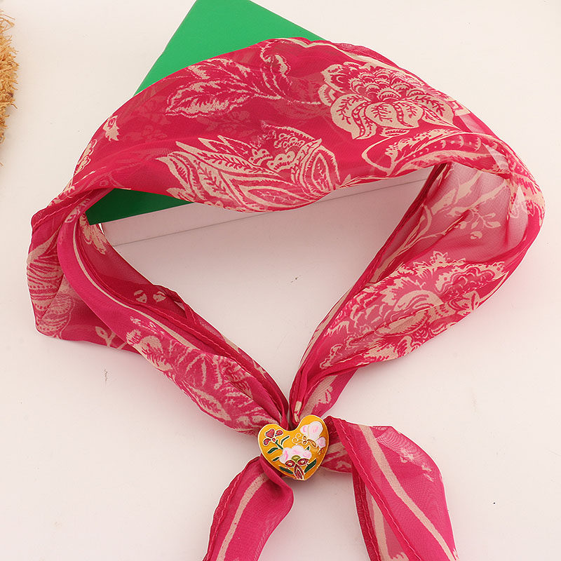 法式轻奢老钱风红色腰果花纹菱形丝巾发带三角围脖领巾心形扣项链