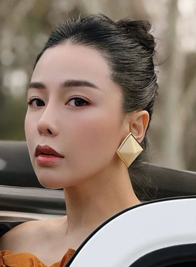杨树林几何方块耳钉银针宝石耳环