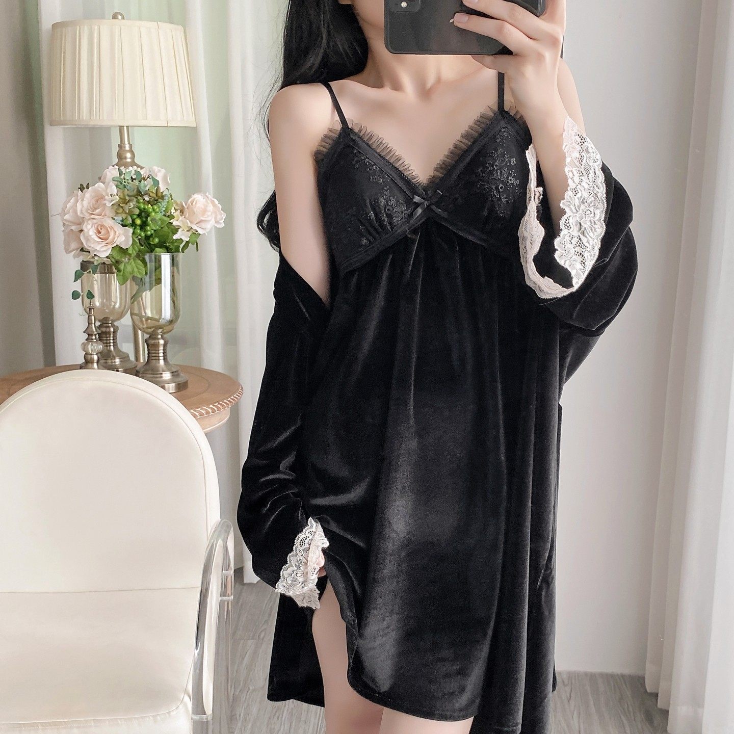 金丝绒性感蕾丝吊带睡裙带胸垫睡衣女款秋冬季2025新款高级两件套,淘宝优惠券,粉丝福利购,淘宝优惠卷