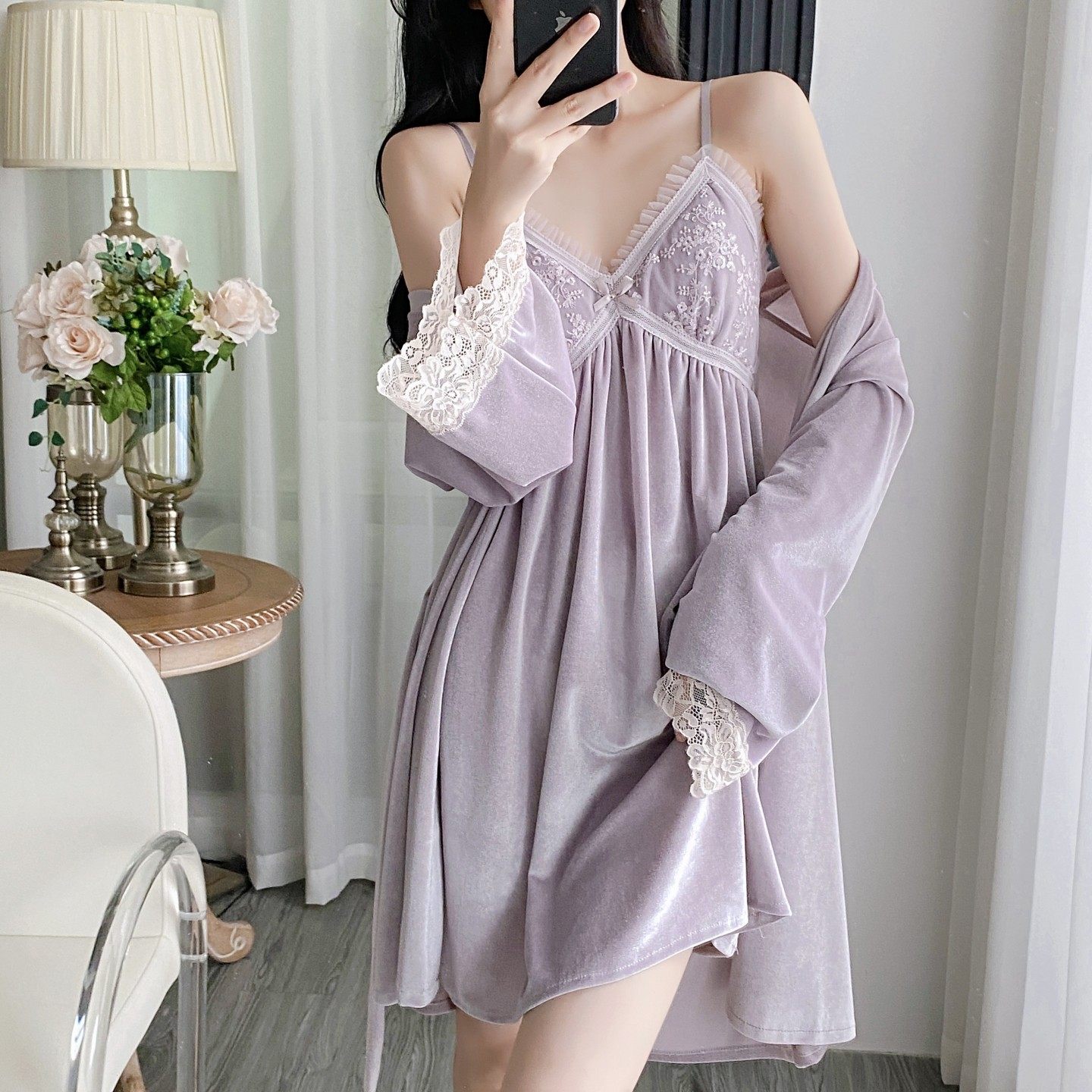 金丝绒性感蕾丝吊带睡裙带胸垫睡衣女款秋冬季2025新款高级两件套,淘宝优惠券,粉丝福利购,淘宝优惠卷