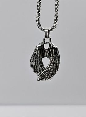 天使之翼翅膀吊坠镀钛钢项链男款复古毛衣链高级生日礼物送男友坠