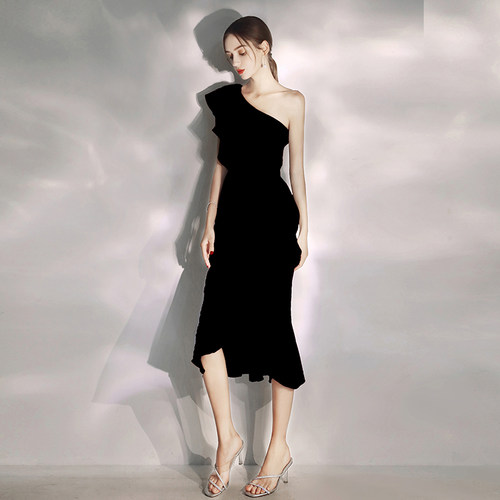 晚礼服裙女2026新款高级感黑色轻奢小众高端平时可穿斜肩小个子 - 图2