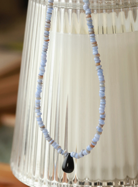 新中设计感蓝色串珠不规则锁骨链