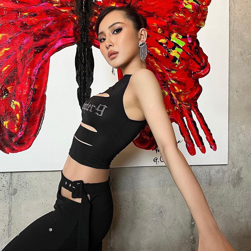 shemoda 拽姐高级黑色烫钻背心2025年性感镂空显瘦修身无袖上衣夏,淘宝优惠券,粉丝福利购,淘宝优惠卷