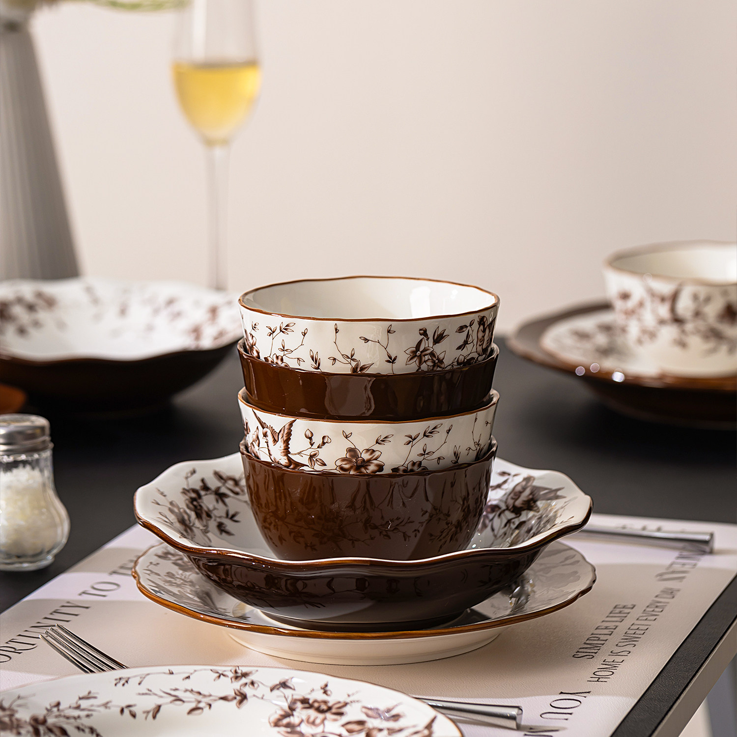 碗碟套装家用2026新款法式碗盘餐具套装高颜值陶瓷碗筷乔迁礼物