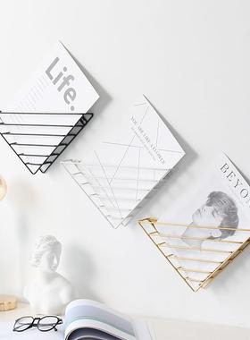 北欧铁艺壁挂书架壁饰绘本架杂志架办公室上墙收纳书刊架子铁制