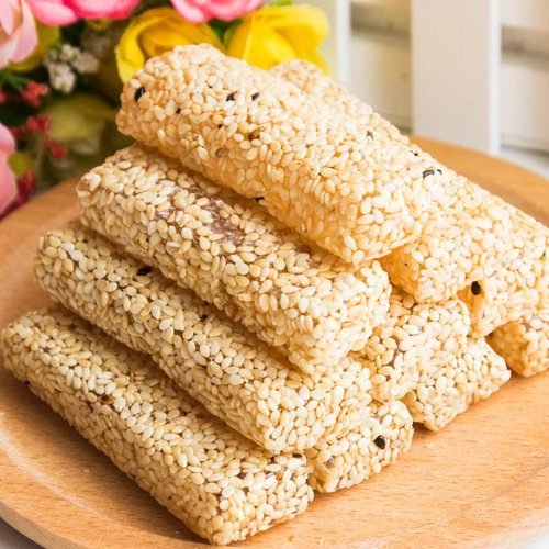 扬州特产绿叶牛皮糖核桃花生松子仁黑芝麻桂花味正宗扬州牛皮糖果 - 图3