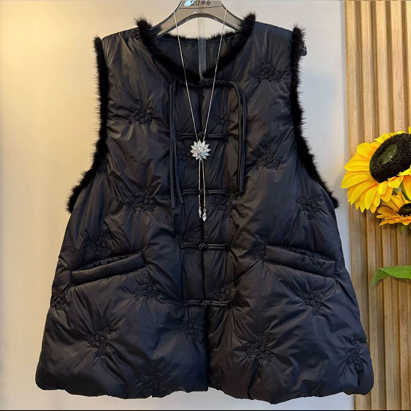 新中式大码女装2025秋冬款国潮风轻奢刺绣盘扣提花真貂毛加棉马甲,淘宝优惠券,粉丝福利购,淘宝优惠卷