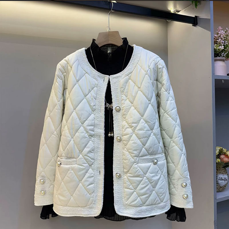 欧货大码女装2025秋冬款小香风轻奢时尚拼接压格纽扣棉服显瘦外套,淘宝优惠券,粉丝福利购,淘宝优惠卷