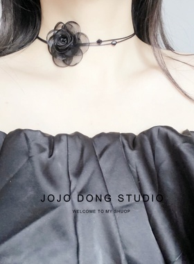 显脸小肤白 复古名媛小香风项链脖子修长 蜡绳串珠黑玫瑰锁骨链