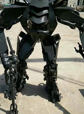 大型擎天柱变形金刚机器人网咖商铺创意铁艺大黄蜂迎宾金属模型摆