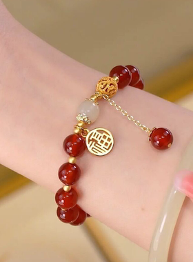 2022年新款潮相思红豆福牌串珠手链小众设计感轻奢气质百搭手串女