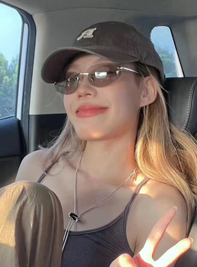 欧美复古猫眼灰色方形无边框