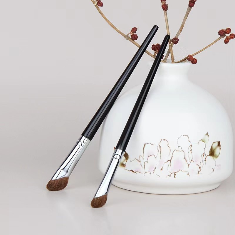 新品爆款镰刀斜角鼻影刷晕染刷小马毛斜头修容阴影刷沧州化妆刷子,淘宝优惠券,粉丝福利购,淘宝优惠卷