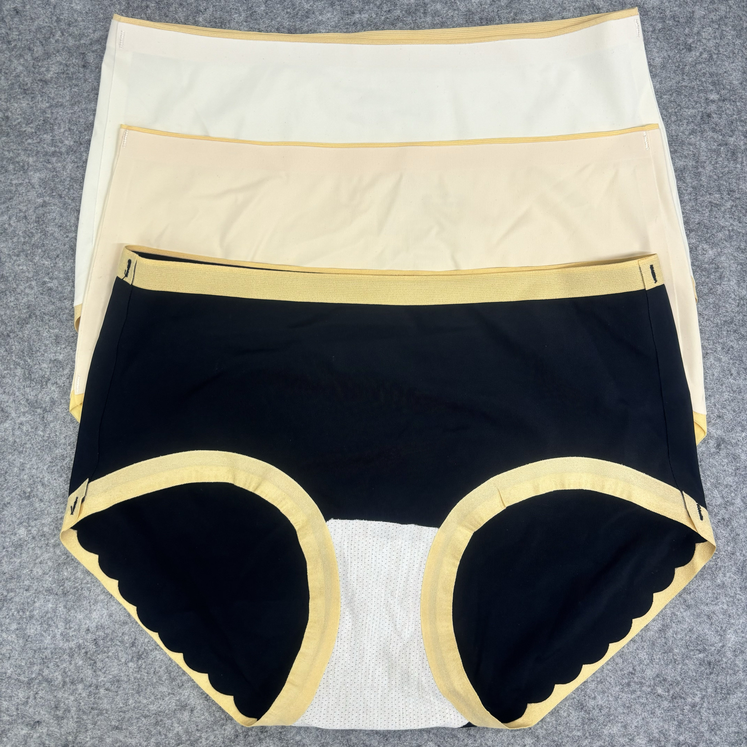 冰丝无痕时尚女士内裤中腰抗菌舒适透气大码一片式少女生三角短裤,淘宝优惠券,粉丝福利购,淘宝优惠卷