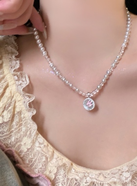 轻奢风珍珠项链女小众高级感圆形