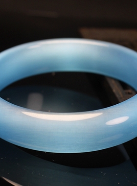 湖蓝色猫眼石手镯百搭靓丽