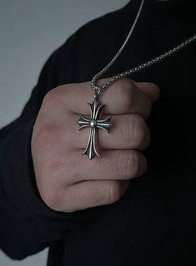 KANZAO 欧美风复古克洛十字架项链男女生高级感钛钢吊坠不掉色潮