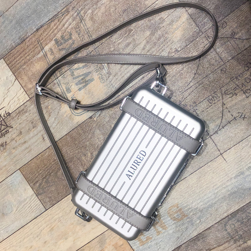 行李箱小女个性2020新款斜挎包 钻家轻复古品牌店女士包袋