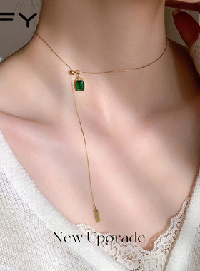 祖母绿锆石吊坠项链女2025新款高级感轻奢小众绿松石叠戴钛钢颈链