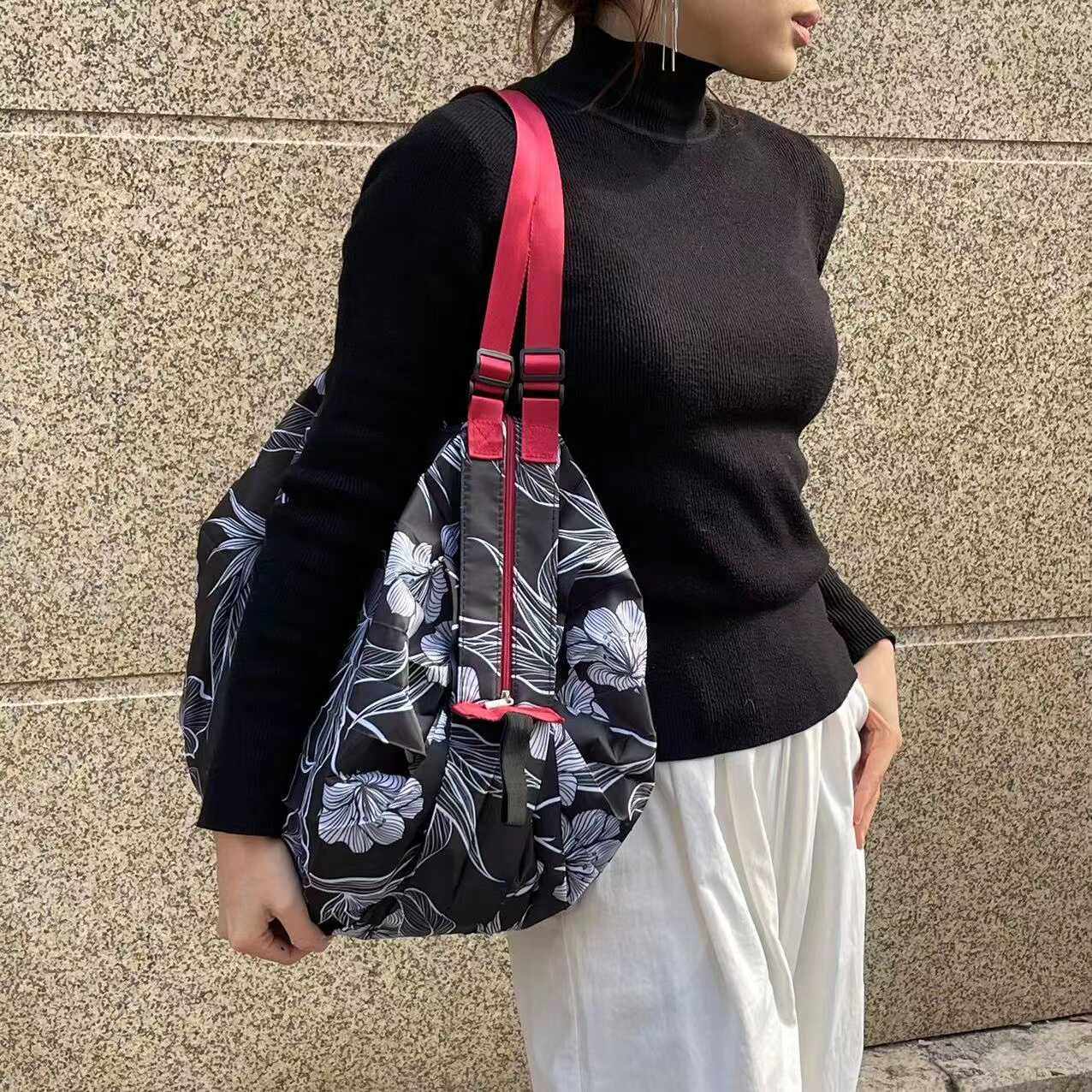 Storage of large-capacity waterproof yoga bag for fitness exercise
