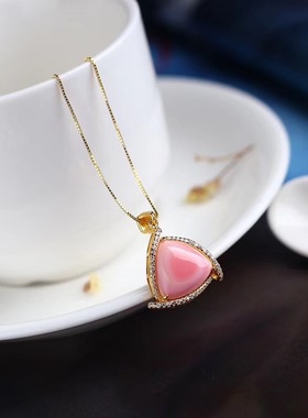 珠宝女皇贝吊坠纯银镶嵌胭脂螺