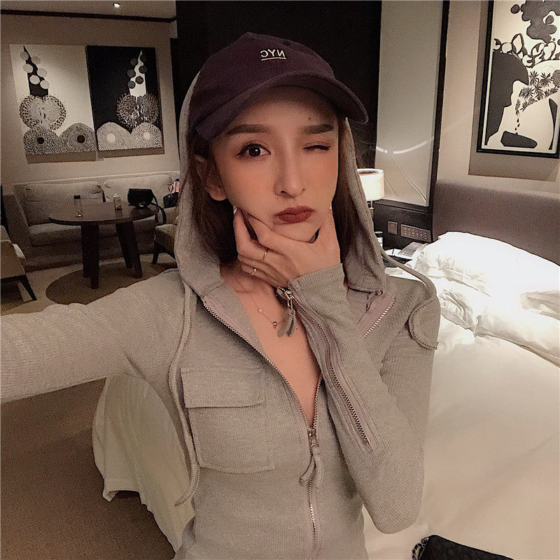 2020秋装新款长袖短款连帽外套t恤 安蒂芙T恤