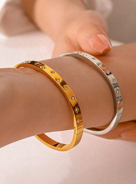 INS风欧美时尚不锈钢八芒星手环高级感微镶满天星钛钢手镯女