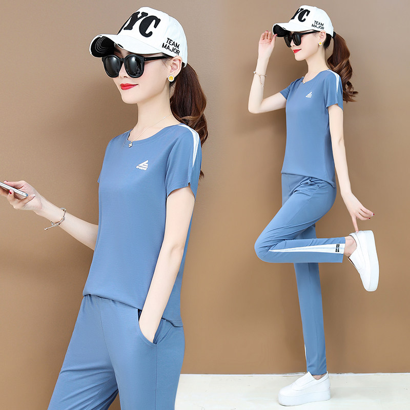 妈妈夏装2020新款中年运动t恤上衣 雪罗中老年女装