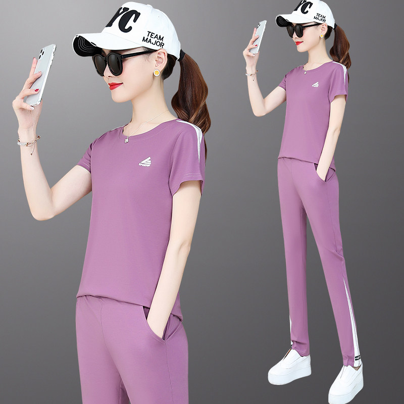 妈妈夏装2020新款中年运动t恤上衣 雪罗中老年女装