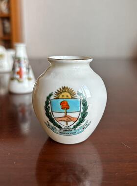 W.H.GOSS 高斯 英国古董瓷器模型 国家徽章摆件 手绘纹章收藏瓷瓶