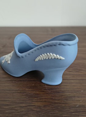 Wedgwood 韦奇伍德  Jasperware 玉石浮雕瓷鞋摆件 装饰收藏瓷器