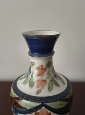 西洋瓷器收藏 中古装饰手绘花瓶摆件 彩绘花卉纹饰瓷瓶