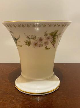 Wedgwood 韦奇伍德 Mirabelle 英国骨瓷宽口小花瓶 阔口描金花瓶